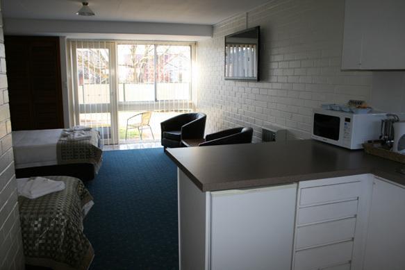 Blayney Leumeah Motel Номер фото