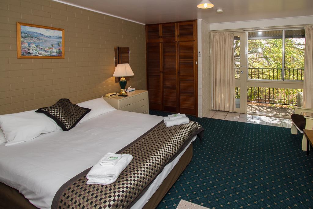 Blayney Leumeah Motel Екстер'єр фото